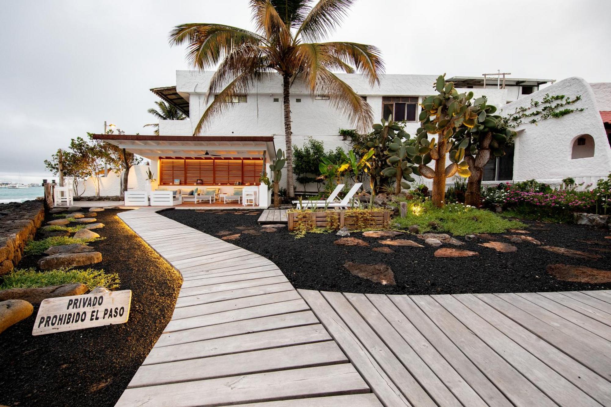 Hotel Cucuve Puerto Ayora  Exterior foto